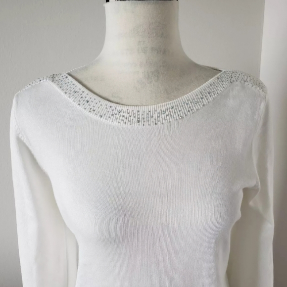 🔥cable and gauge ivory knit long sleeves sweater size medium🔥 - Picture 3 of 9